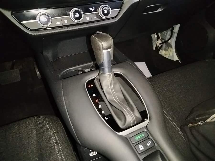 Honda ZR-V 2023 car image #15