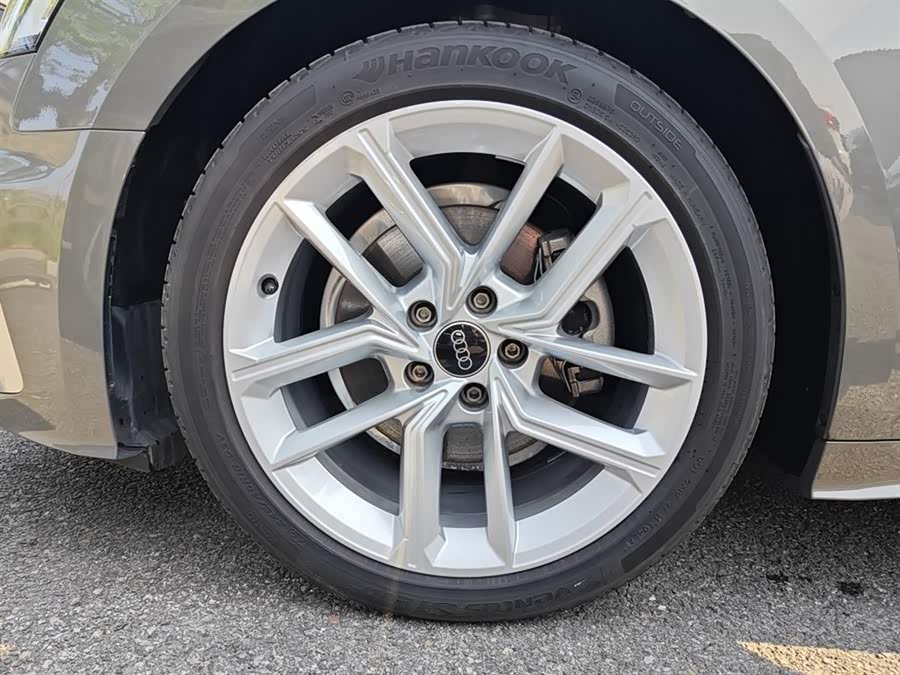 Audi Q8 2024 #15 Audi Q8 2024 car image #15