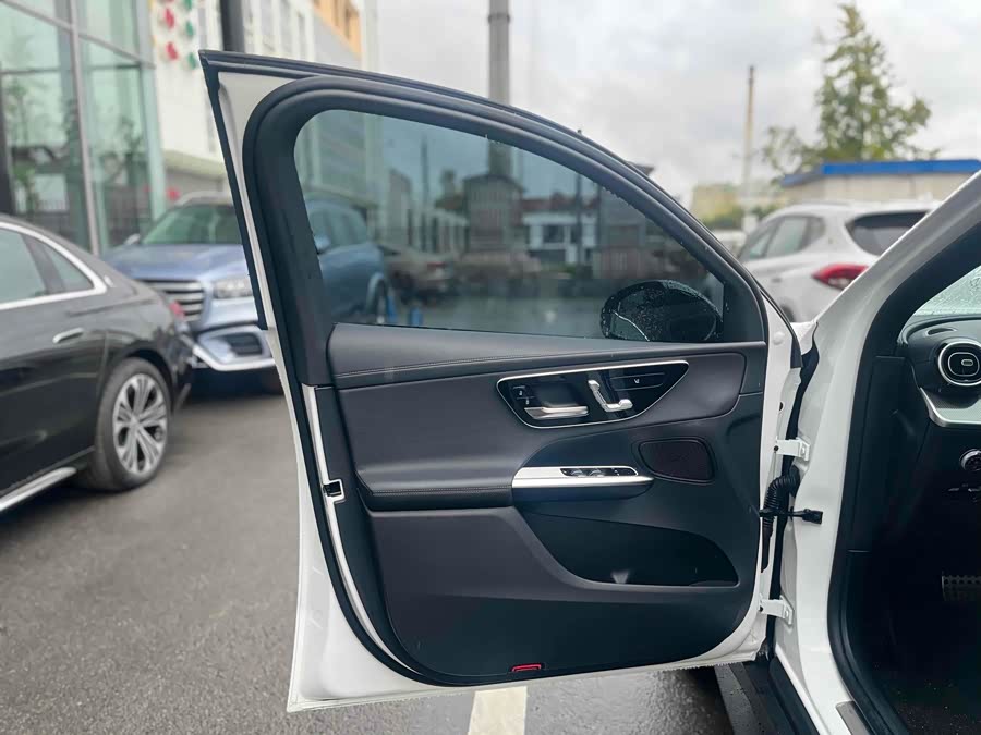 Mercedes-Benz GLC Coupe 2024 #15 Mercedes-Benz GLC Coupe 2024 car image #15