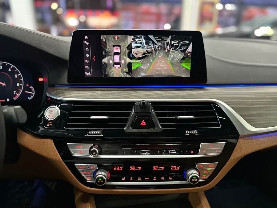 BMW 5 Series (Imported) 2019 car image #15