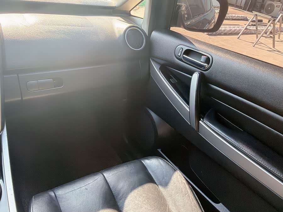 Mazda CX-7 (Imported) 2010 car image #15