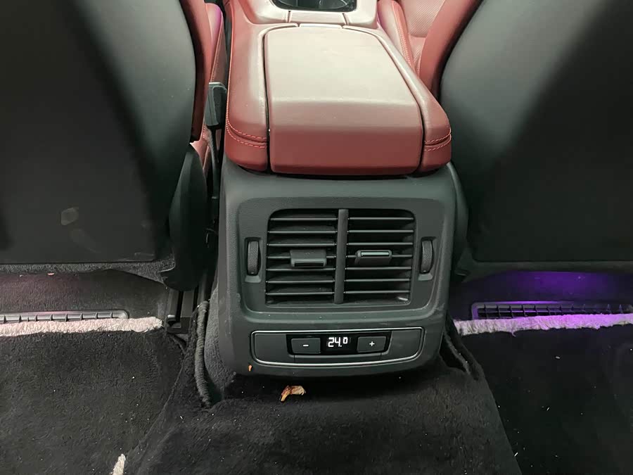 Audi e-tron GT 2024 صورة سيارة #15