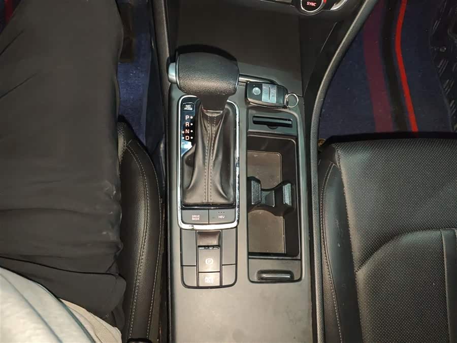 起亚 起亚K5新能源 2019 汽车图片 #15