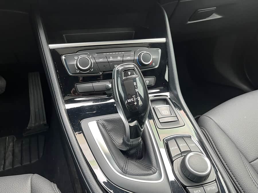 BMW 2 Series Gran Tourer 2019 immagine di auto #15