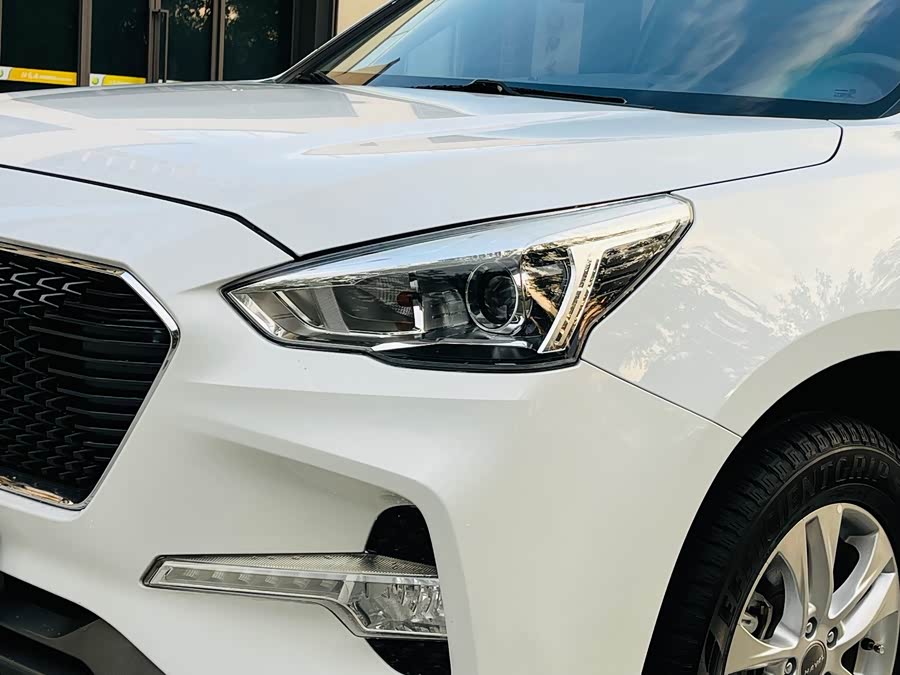 HongQi GuoYue #15 HongQi GuoYue image de voiture #15