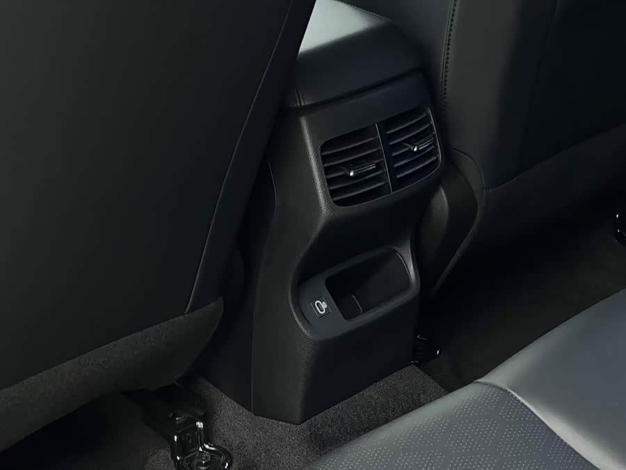 Kia Seltos 2023 car image #15