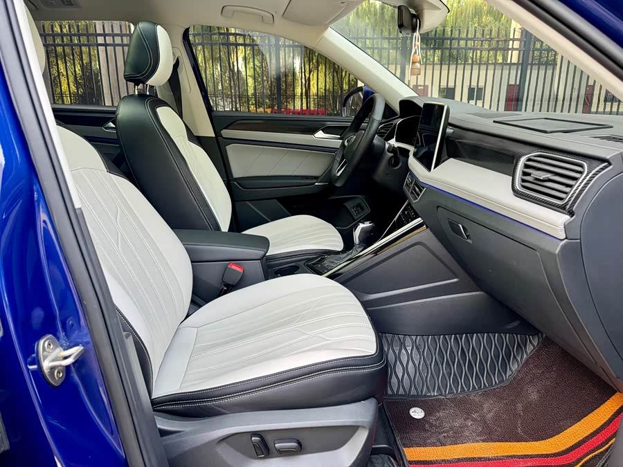 Volkswagen Tayron GTE 2024 #15 Volkswagen Tayron GTE 2024 car image #15