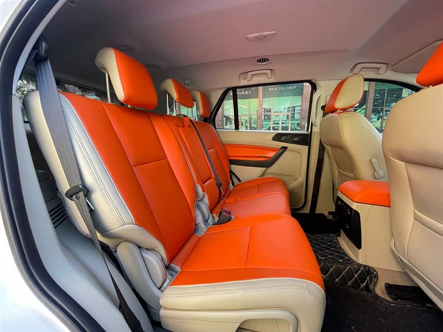 Ford Everest 2017 immagine di auto #15