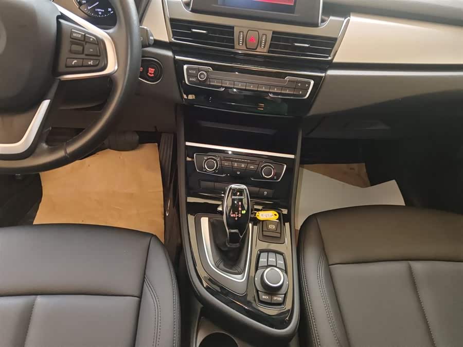 BMW 2 Series Gran Tourer 2019 immagine di auto #15