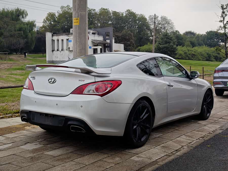 Hyundai Rohens-Coupe 2009 #15 Hyundai Rohens-Coupe 2009 car image #15