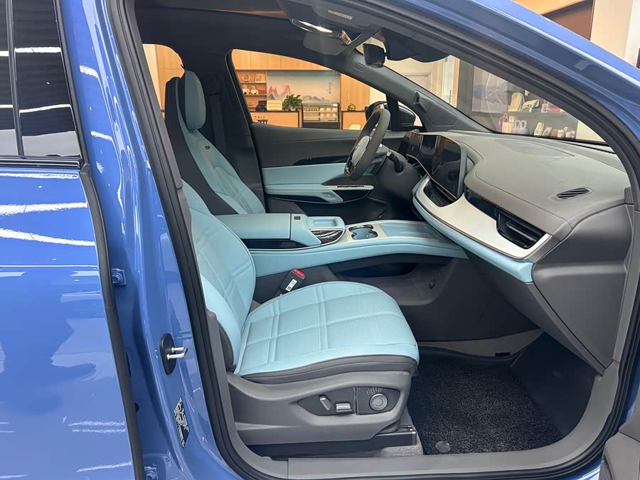 HongQi TianGong 08 2025 #15 HongQi TianGong 08 2025 صورة سيارة #15