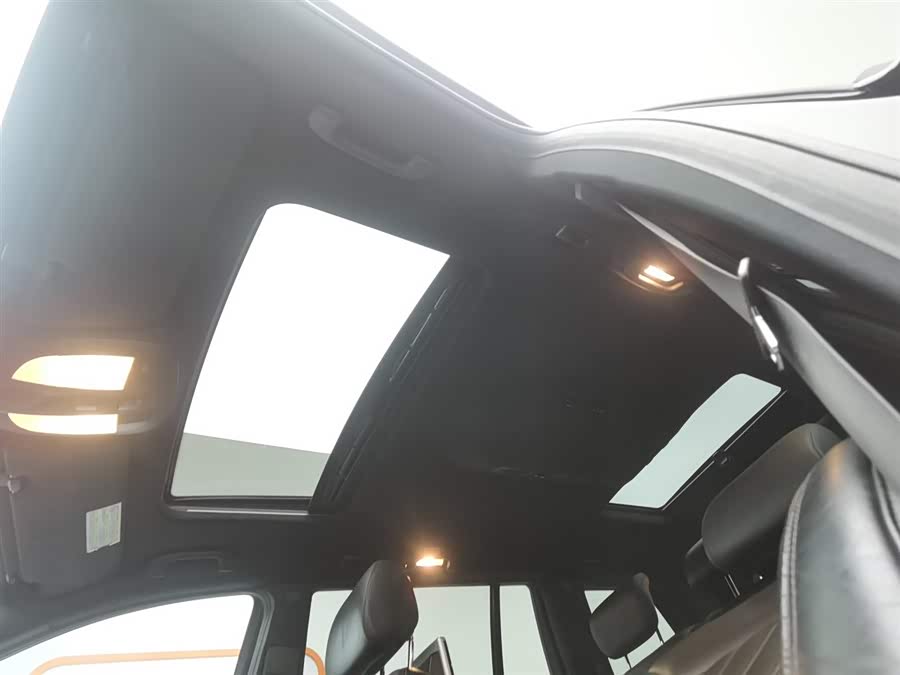 Mercedes-Benz GL Class 2012 car image #15