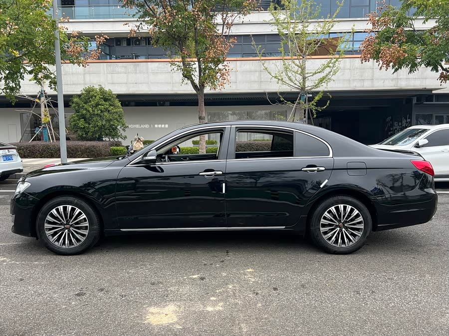 HongQi H7 2019 #15 HongQi H7 2019 car image #15