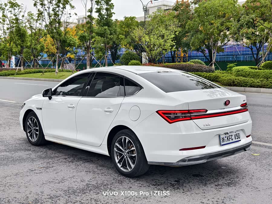 BYD Qin Pro 2020 immagine di auto #15