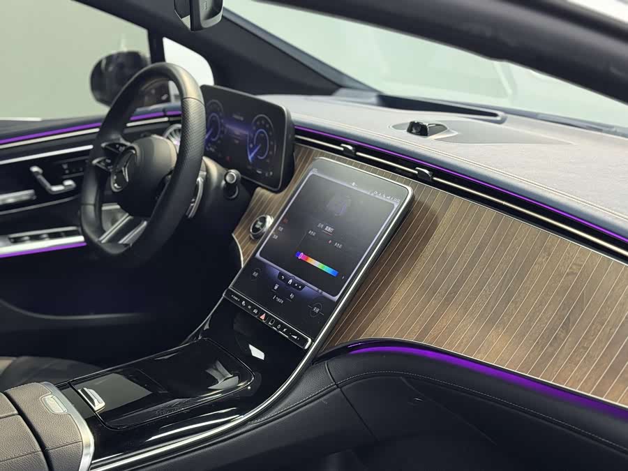 Mercedes-Benz EQE Class 2024 #15 Mercedes-Benz EQE Class 2024 car image #15