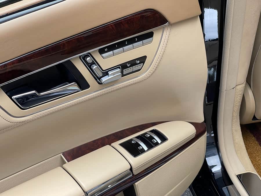 Mercedes-Benz S Class 2012 immagine di auto #15