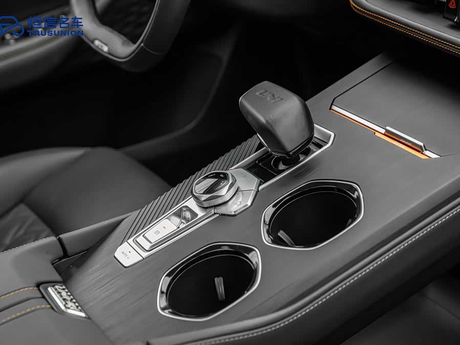 Changan UNI-K iDD 2022 car image #15