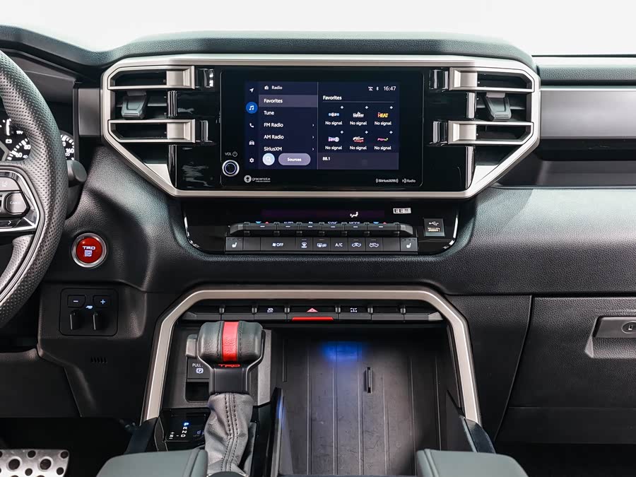 Toyota Tundra 2024 immagine di auto #15