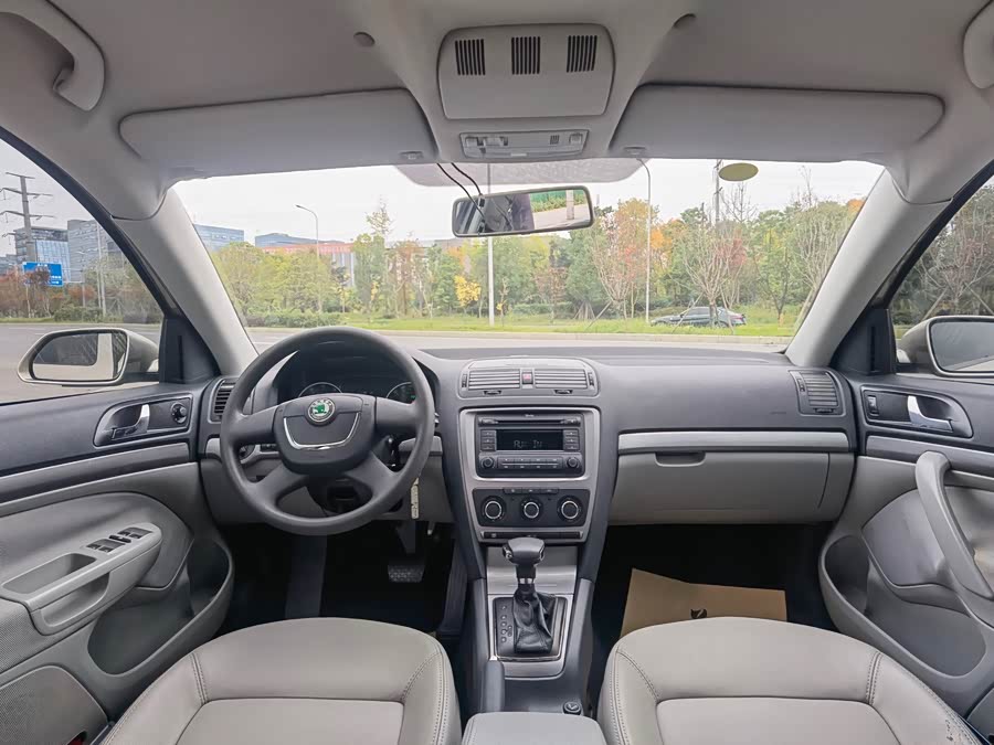 斯柯达 明锐 2012 汽车图片 #15