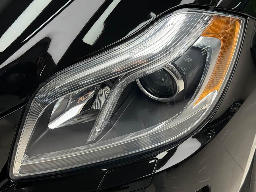 Mercedes-Benz GL Class 2016 car image #15