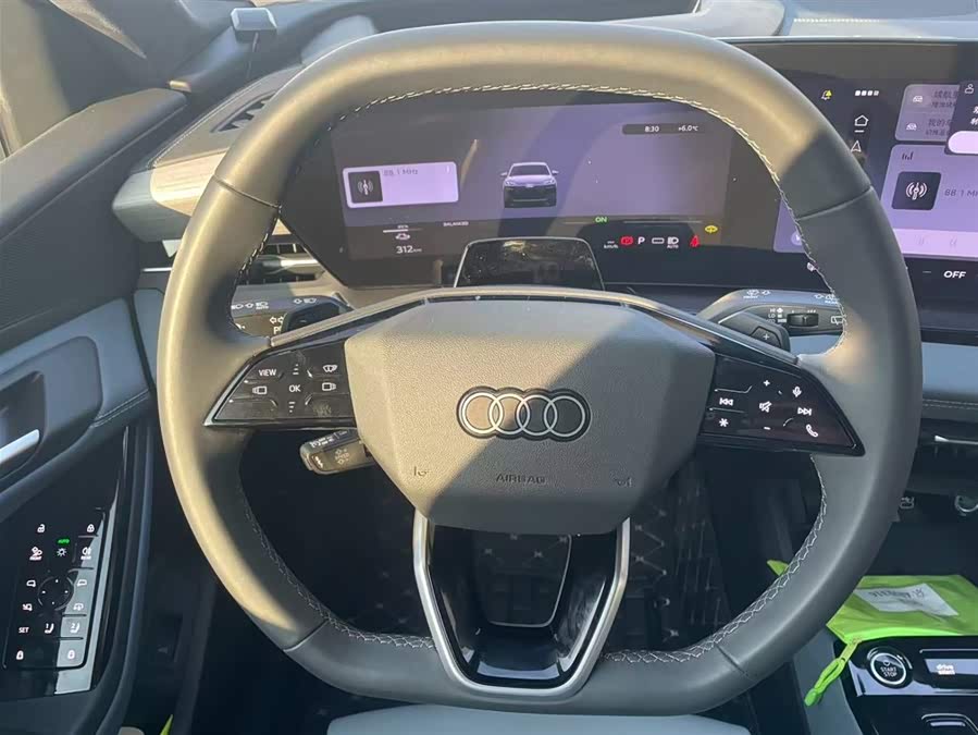 Audi Q6L e-tron 2025 #15 Audi Q6L e-tron 2025 صورة سيارة #15