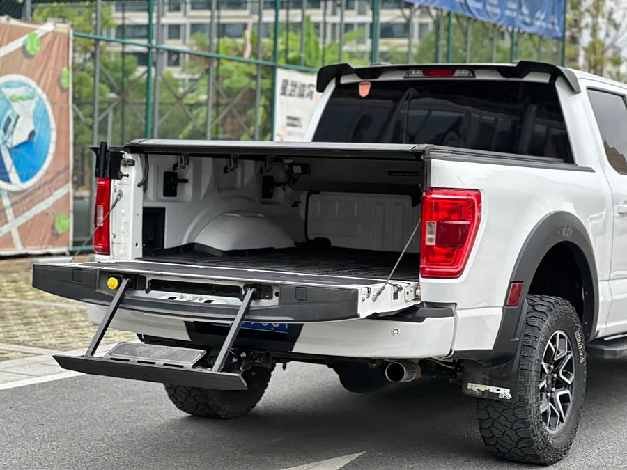 Ford F-150 Raptor 2023 immagine di auto #15