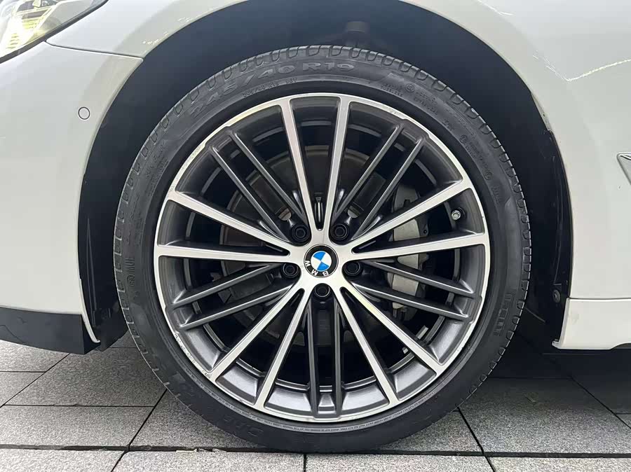 BMW 5 Series 2021 #15 BMW 5 Series 2021 car image #15