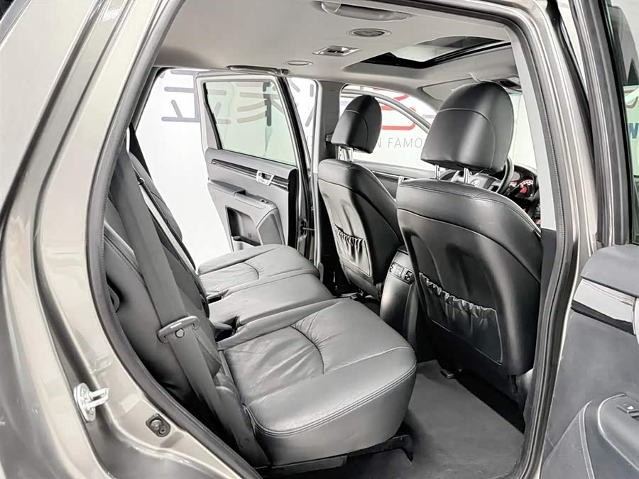 Kia Mohave 2010 صورة سيارة #15