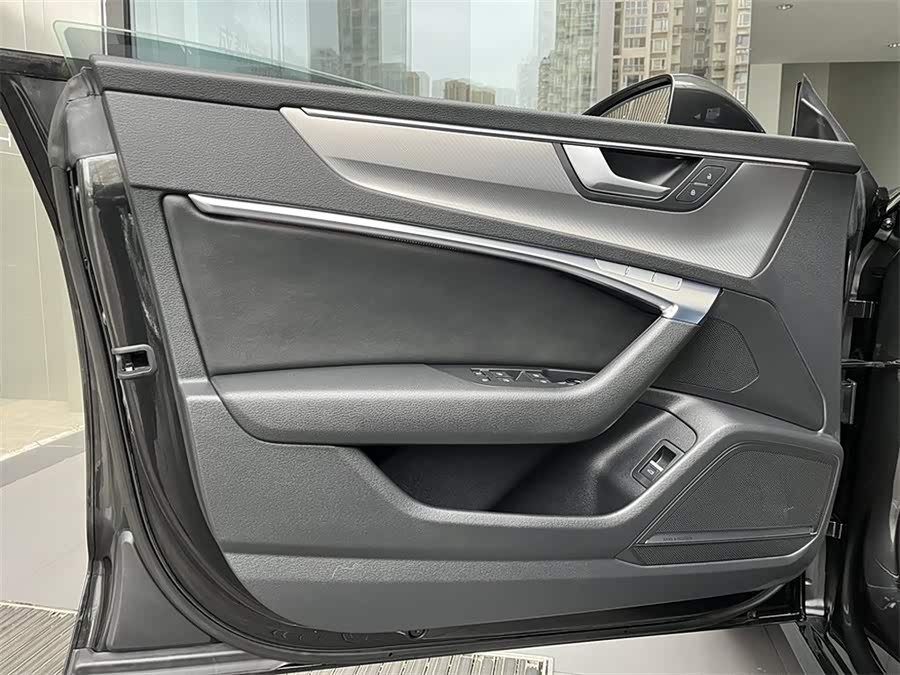 Audi A7 2020 car image #15