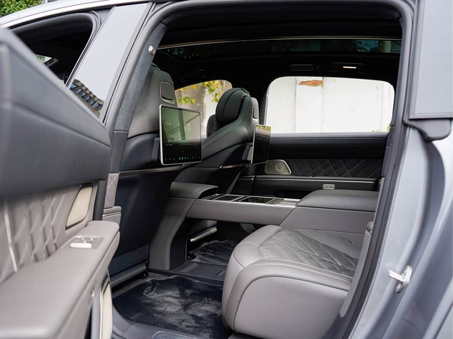 蔚来 蔚来ET9 2025 汽车图片 #15