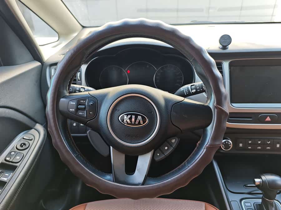 起亚 佳乐 2015 汽车图片 #15