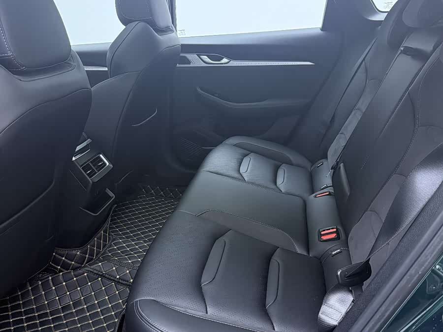 GEELY PrefaceL 2024 car image #15