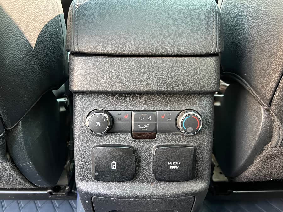 Ford Explorer (Imported) 2018 car image #15