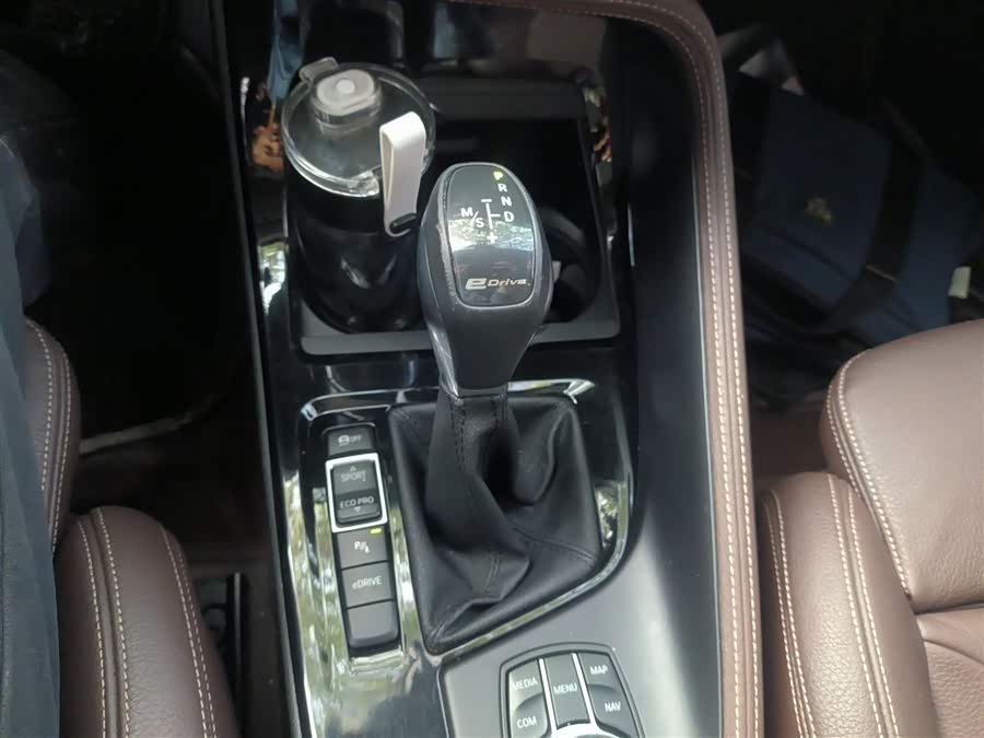 BMW X1 New Energy 2018 immagine di auto #15