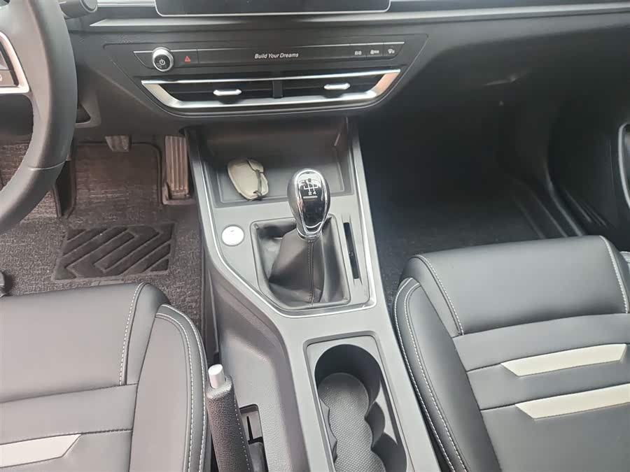 BYD Qin Pro 2020 immagine di auto #15