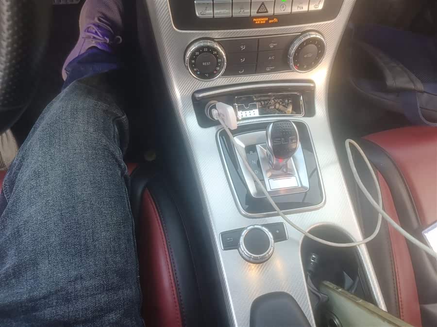 Mercedes-Benz SLC Class 2017 car image #15