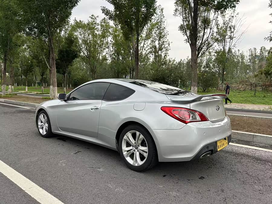 Hyundai Rohens-Coupe 2009 car image #15