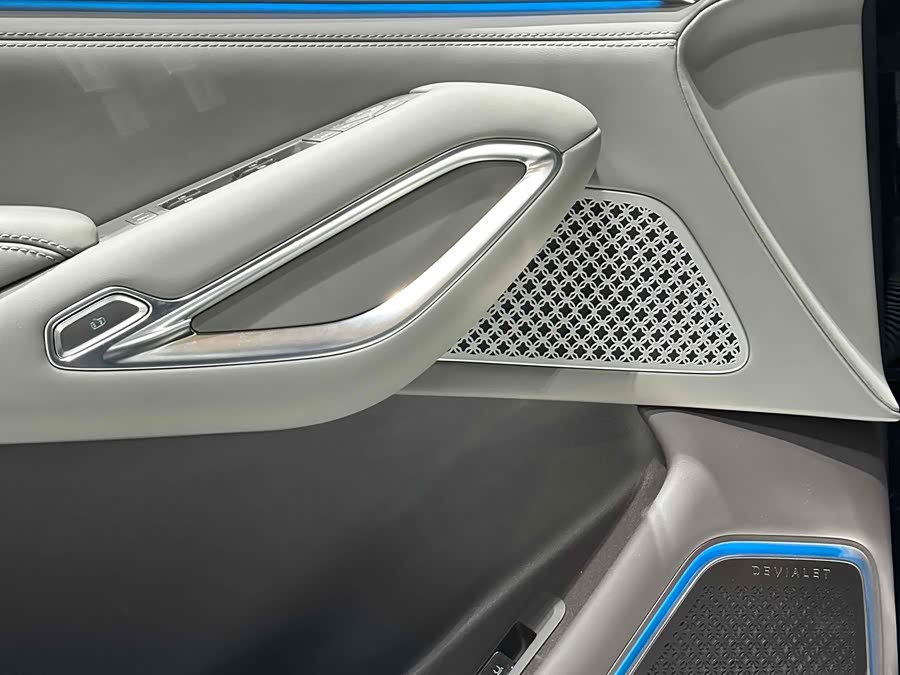 Denza N9 2025 #15 Denza N9 2025 car image #15