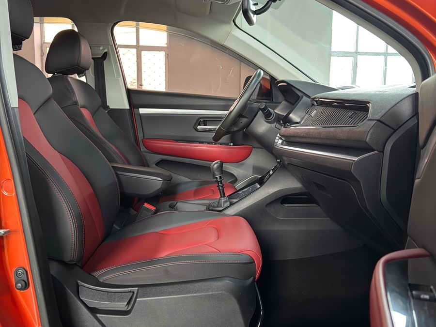 Haval H2s 2016 car image #15