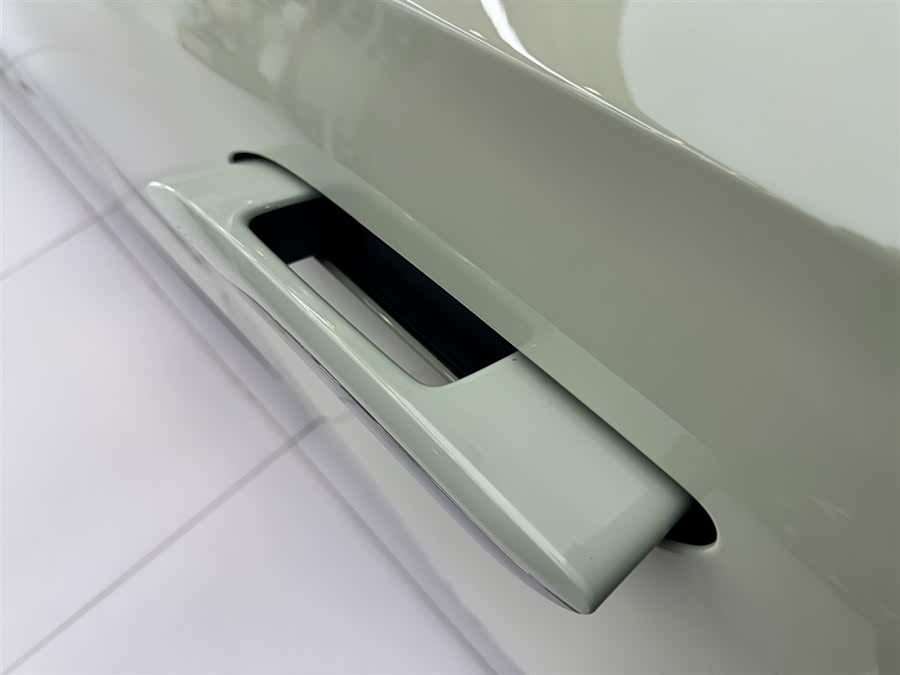 HongQi EH7 2025 #15 HongQi EH7 2025 car image #15