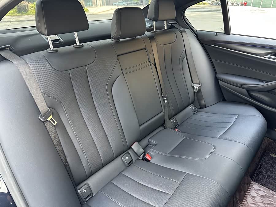 BMW 5 Series (Imported) 2021 car image #15