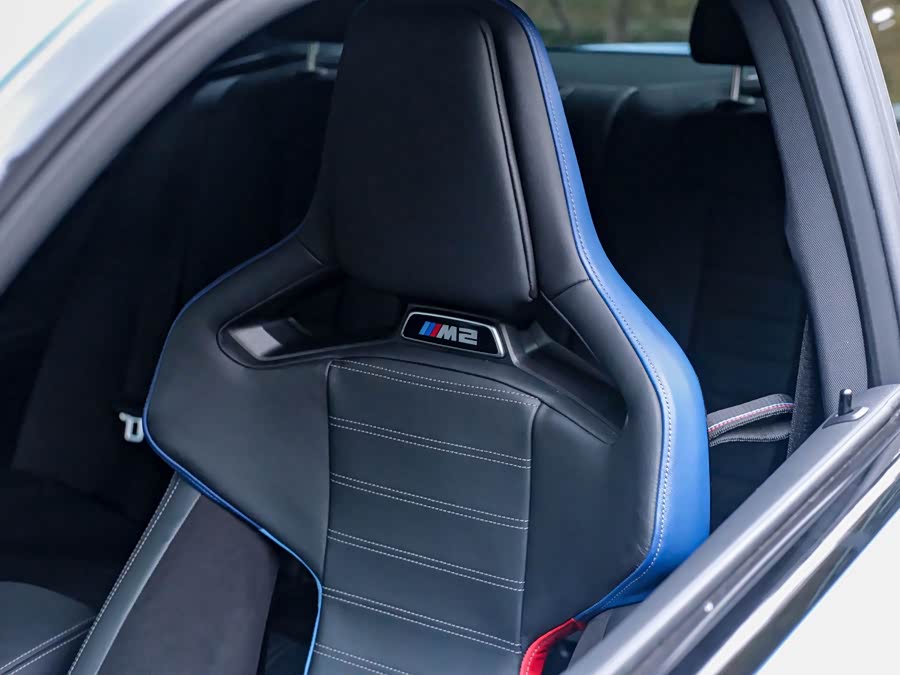 BMW M2 2023 car image #15