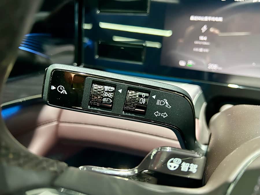 Denza Z9GT 2024 car image #15