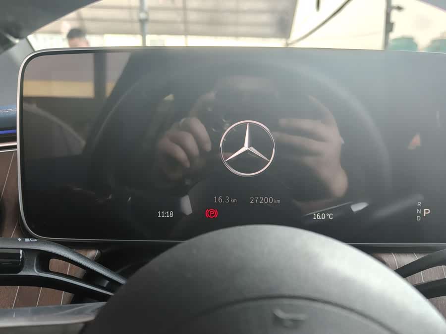 Mercedes-Benz EQE Class 2023 immagine di auto #15