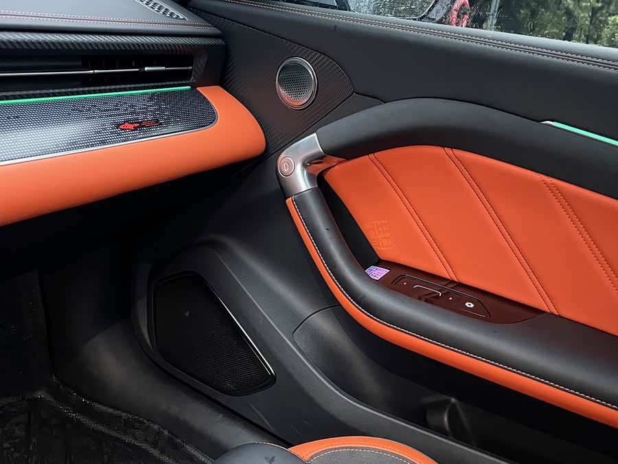 哪吒汽车 哪吒GT 2023 汽车图片 #15