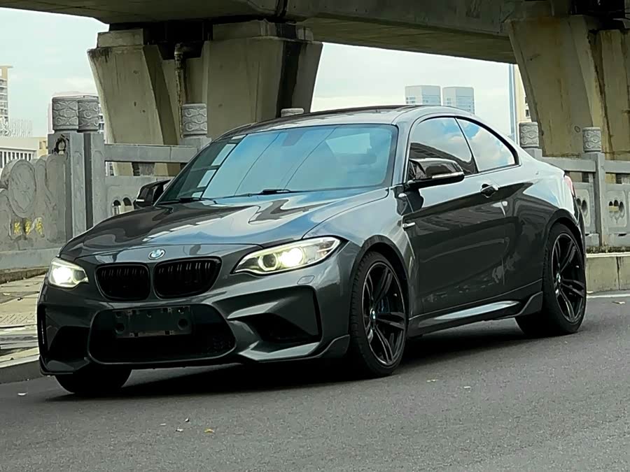 BMW M2 2017 car image #15