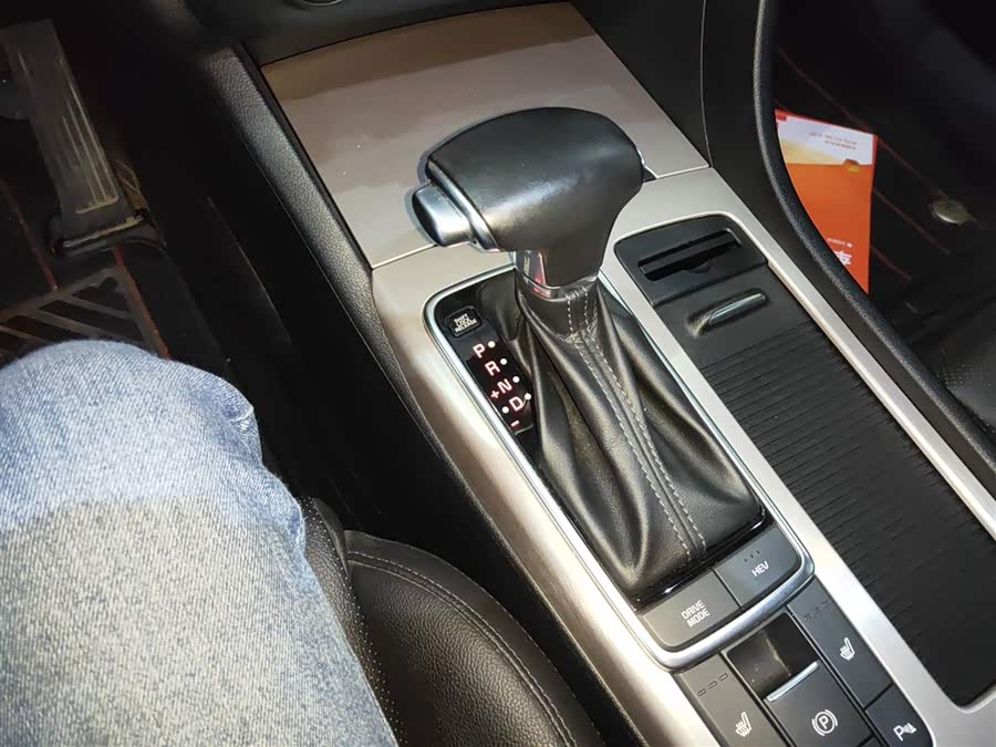 起亚 起亚K5新能源 2019 汽车图片 #15