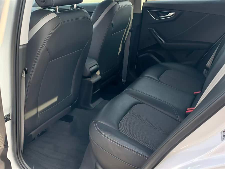 Audi Q2L 2020 изображение автомобиля #15