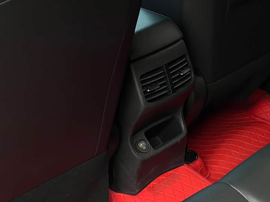 Kia Stonic 2022 car image #15