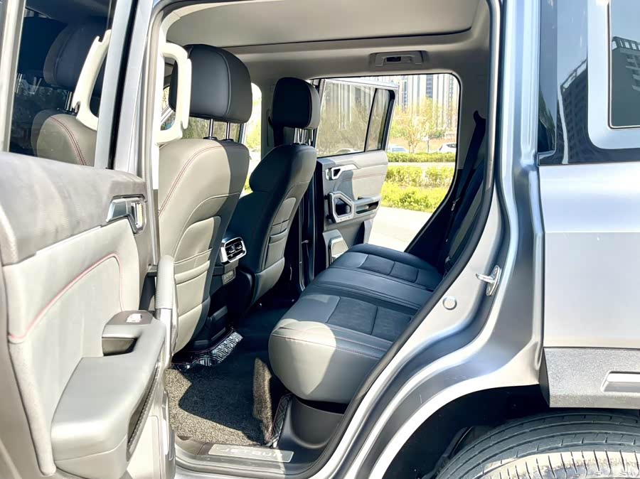 Jetour Traveller 2023 car image #15